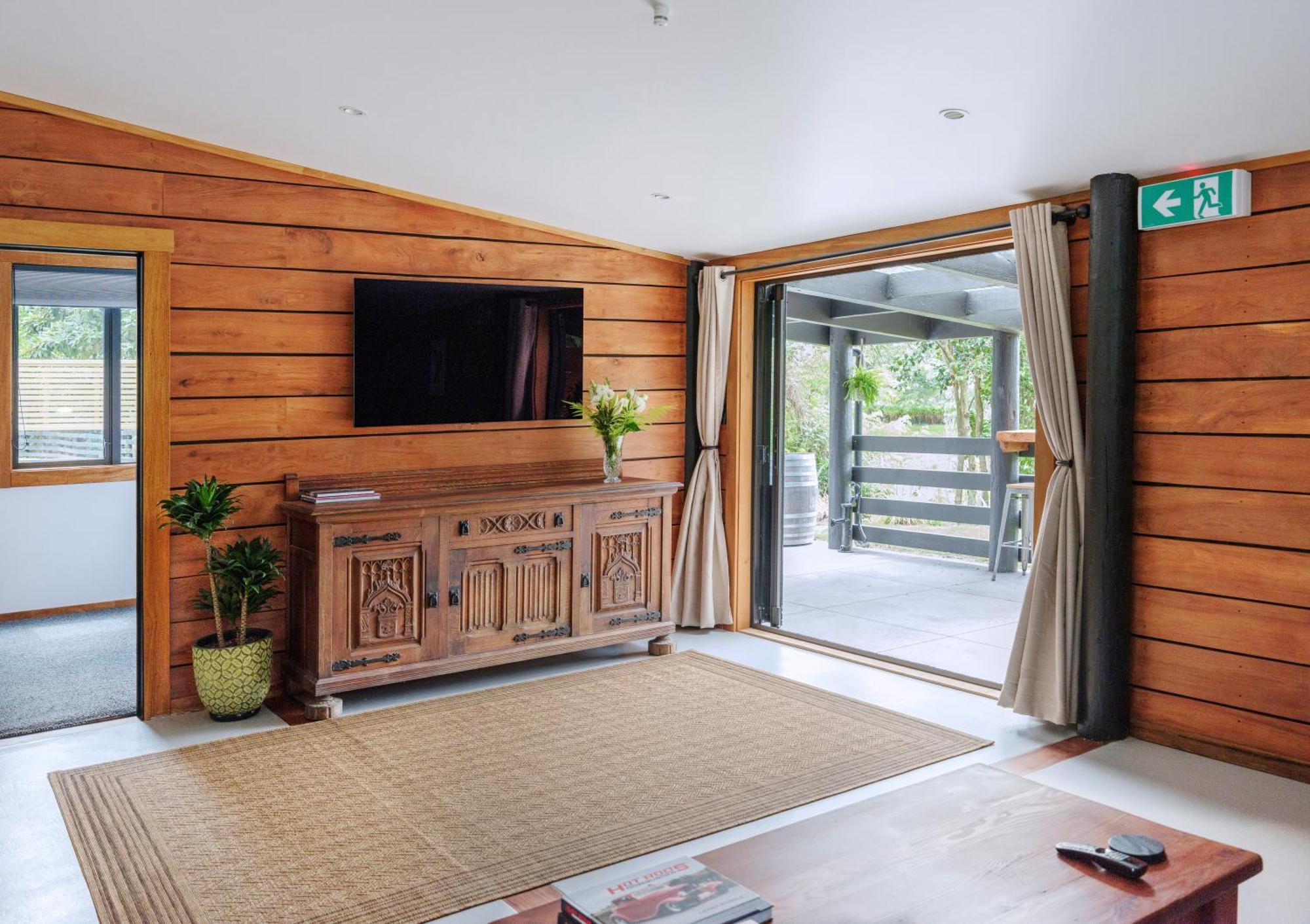Black Cottage Boutique Acommodation Havelock North Dış mekan fotoğraf